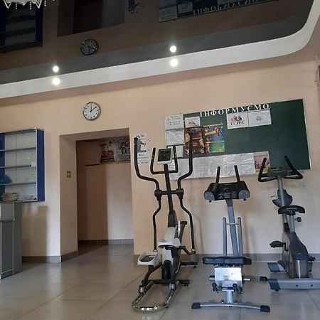 Hotel Pivdennyi Oleksandriia Buitenkant foto