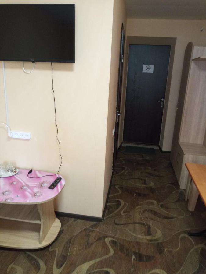 Hotel Pivdennyi Oleksandriia Buitenkant foto