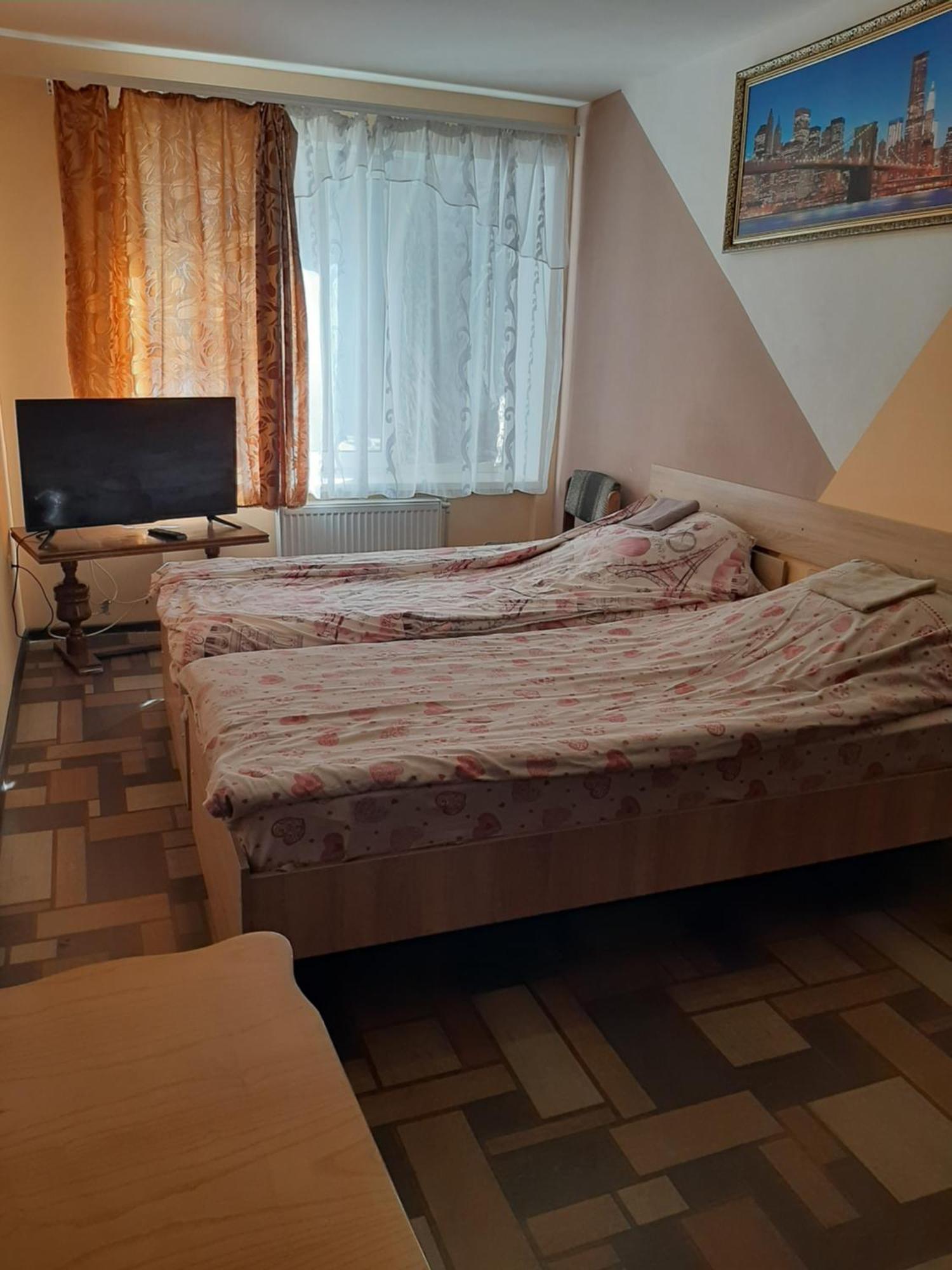 Hotel Pivdennyi Oleksandriia Buitenkant foto