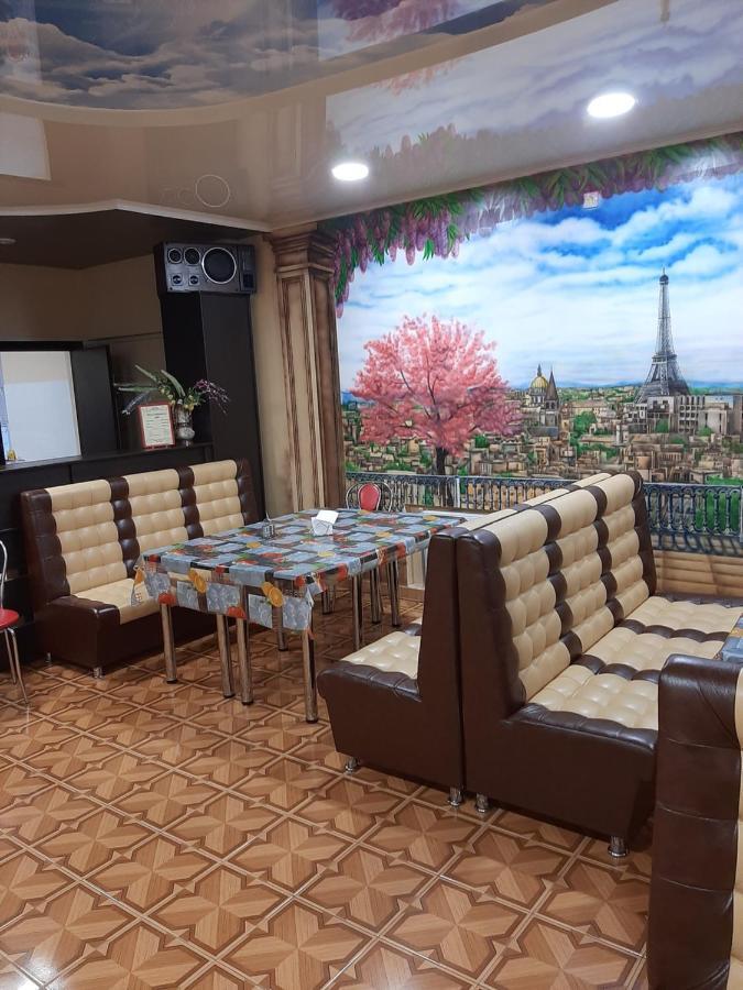 Hotel Pivdennyi Oleksandriia Buitenkant foto
