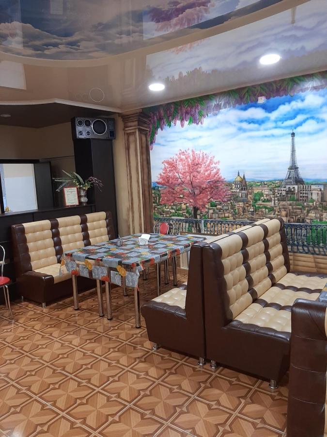 Hotel Pivdennyi Oleksandriia Buitenkant foto